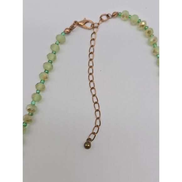 Jadeite Stone Chip & AB Aurora Borealis Acrylic Pistachio Green Beaded Necklace - Picture 10 of 15